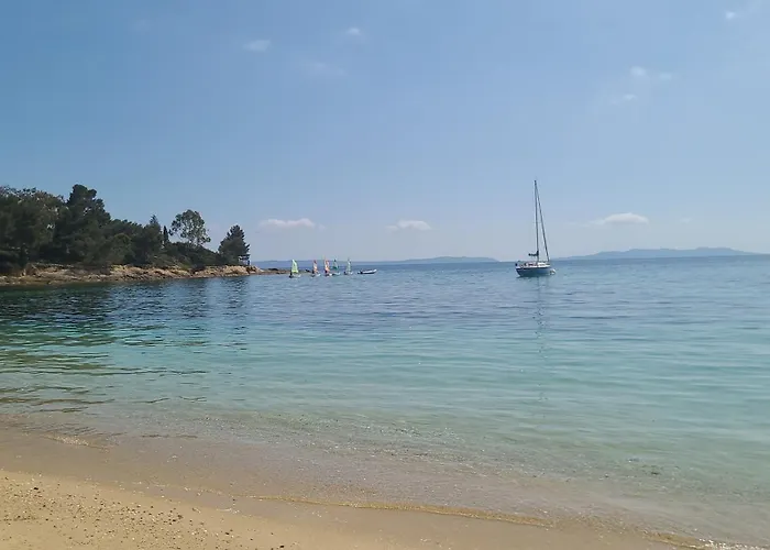 2 Pieces Vue A Pied Le Lavandou