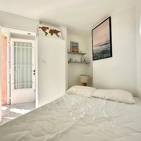 2 Pieces Vue A Pied Vila