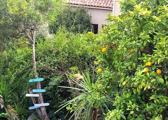 2 Pieces Vue A Pied וילה *